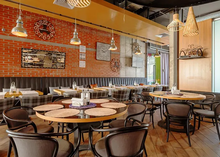 парк модър Hotel 4*