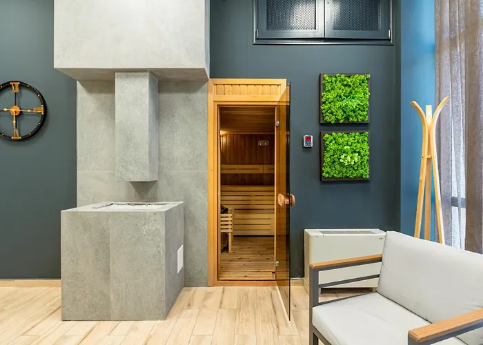 парк модър 4*