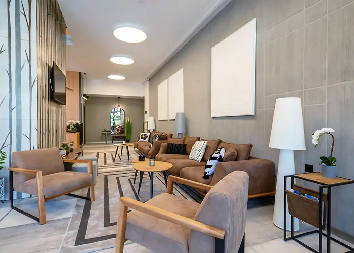 парк модър Hotel 4*